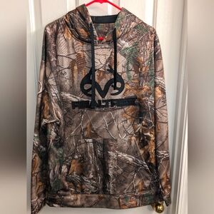 XL Realtree Camouflage Hoodie